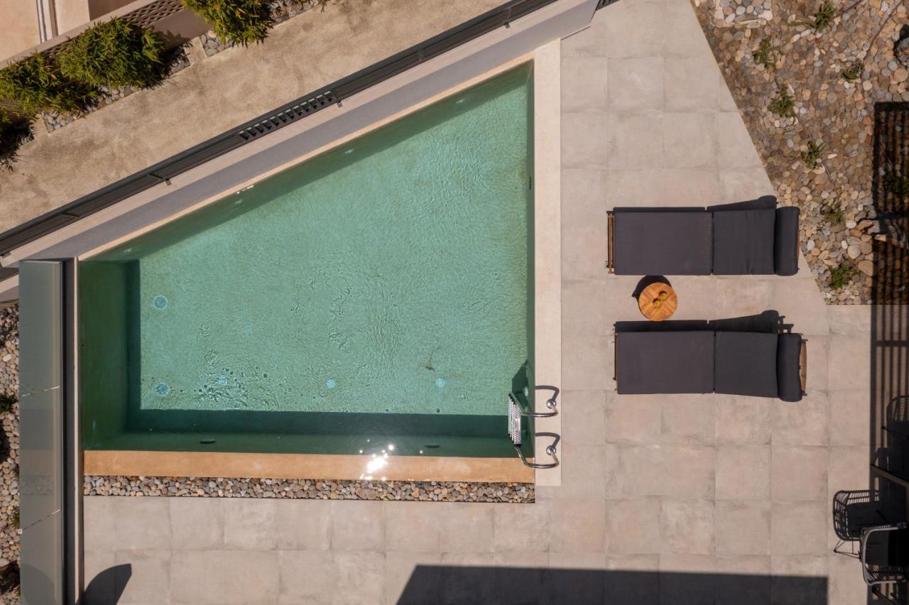 Vila Paligremnos Residences, A Beachside Retreat, By Thinkvilla *